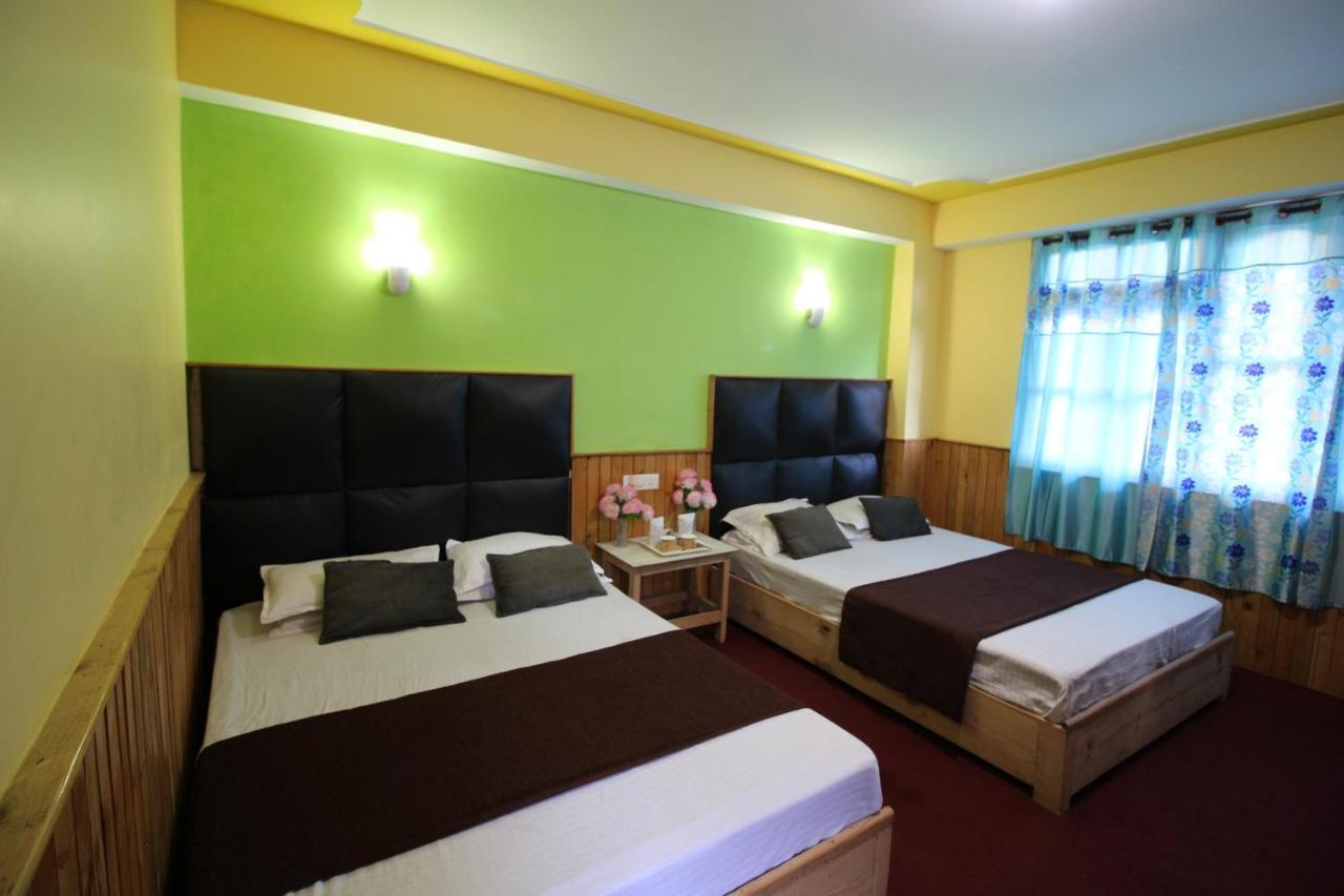 Delight Royal Lachen Esterno foto