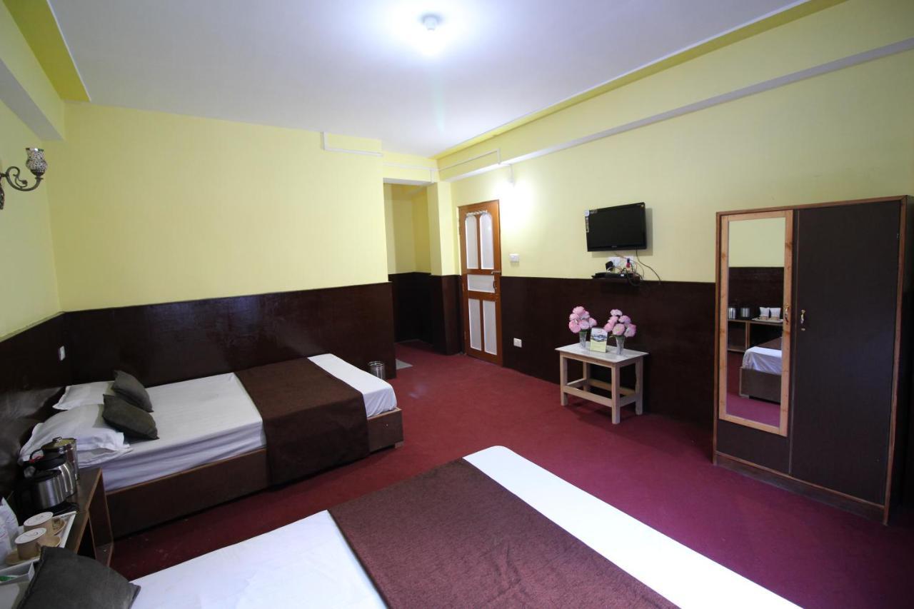 Delight Royal Lachen Esterno foto