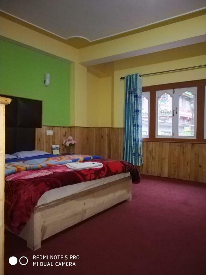 Delight Royal Lachen Esterno foto